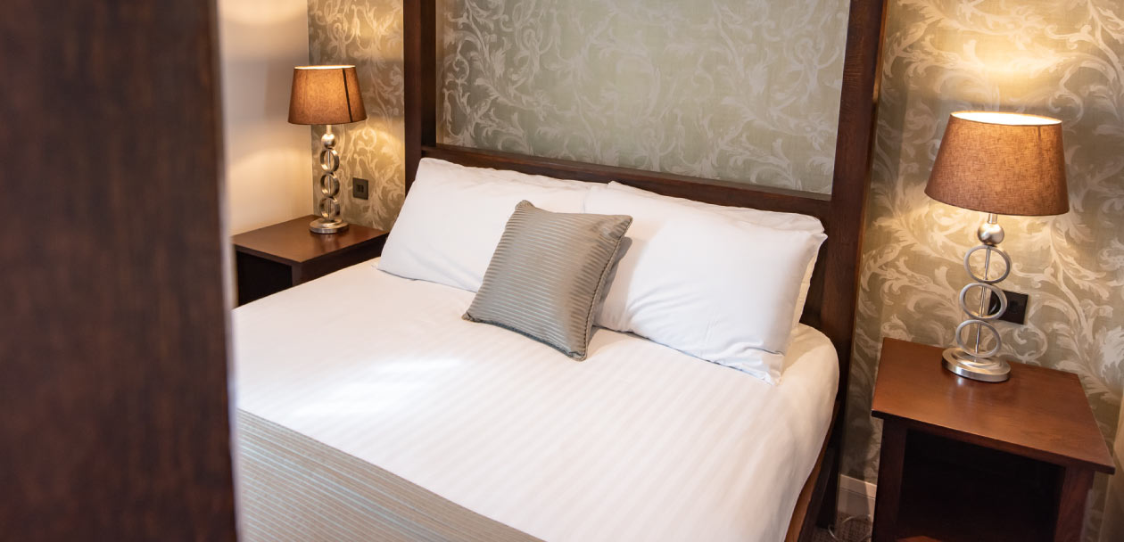 The hogs back hotel & spa luxurious rooms